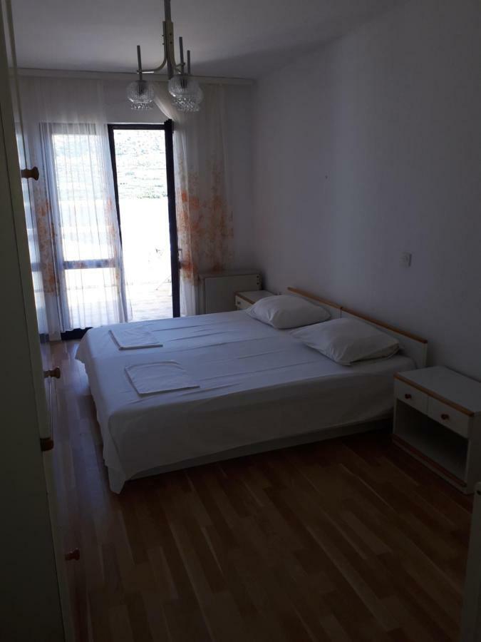 Apartmani Vuksanovic Pag Town Zewnętrze zdjęcie